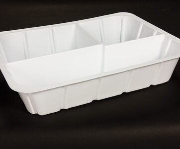 3 Compartment plastic salad tray