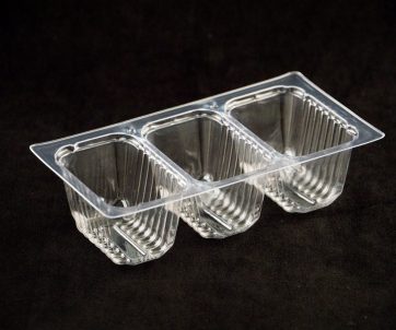 clear plastic tray